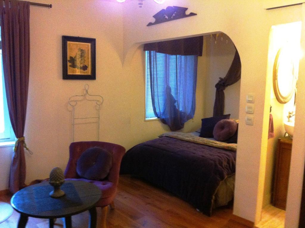 Les Chambres Des Reveries Ermenonville Rom bilde